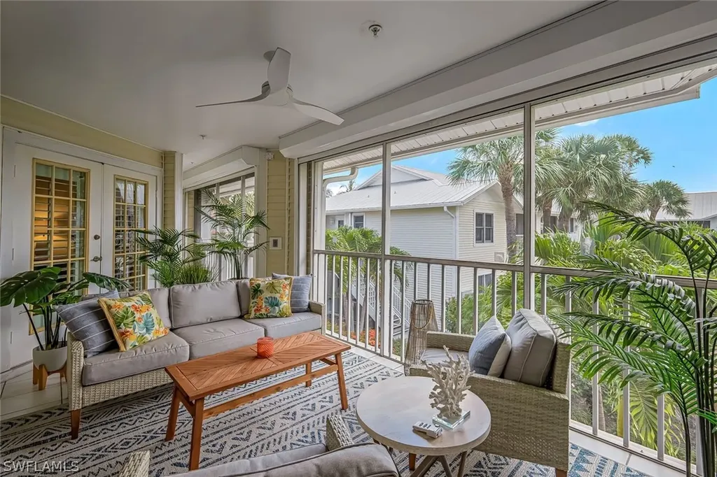 433 2nd Street S Naples FL 34102