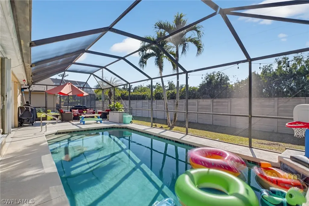 Estero FL, 22830 Snaptail Court