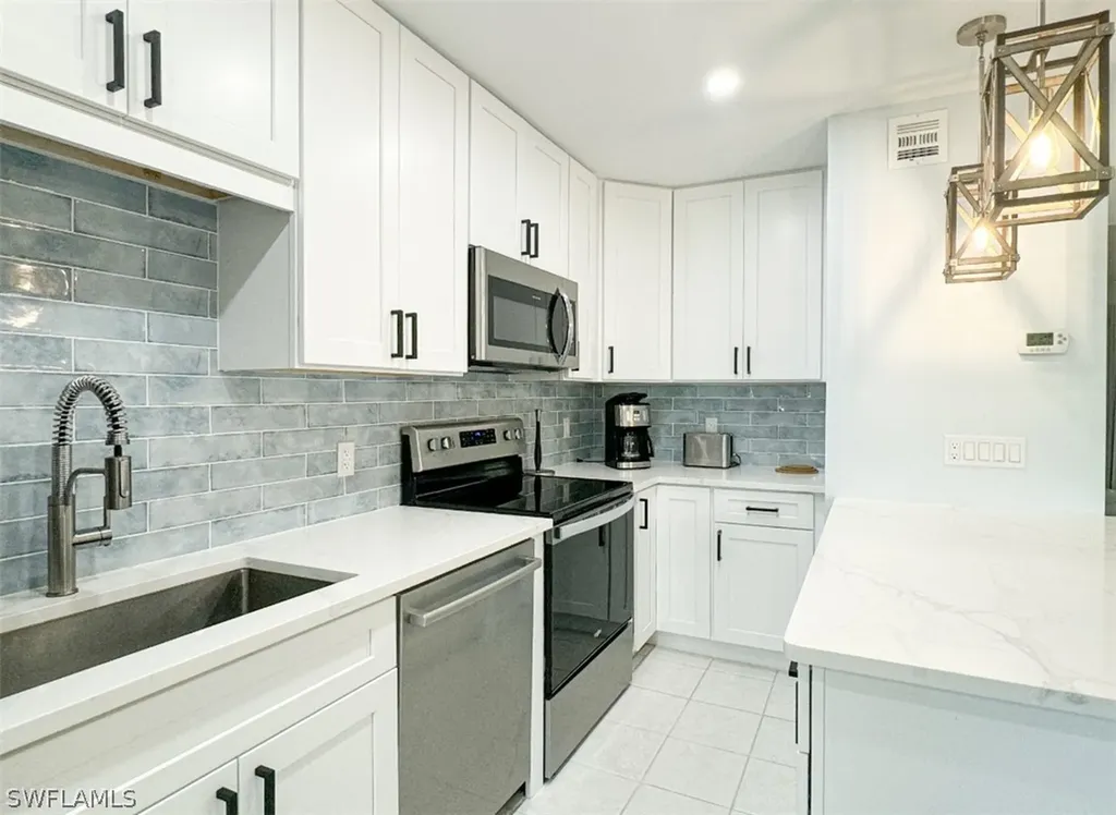 788 Park Shore Drive Naples FL 34103
