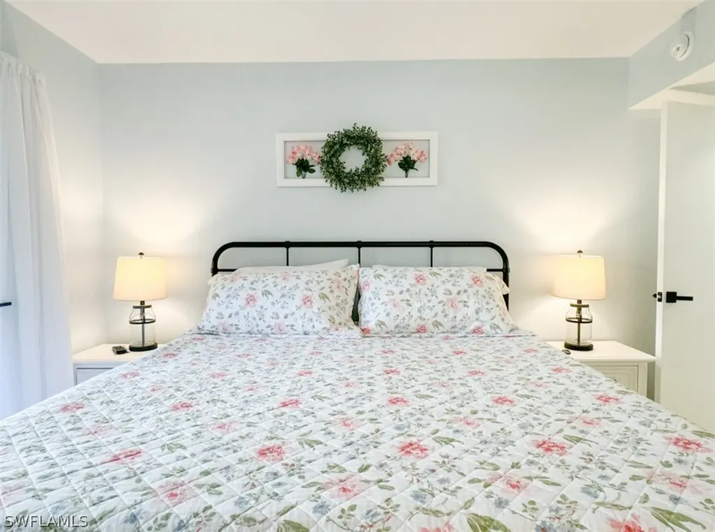788 Park Shore Drive Naples FL 34103