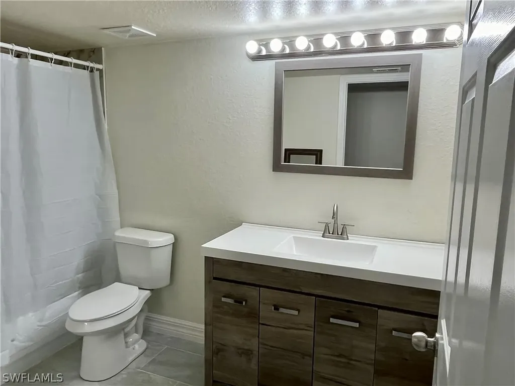 8224 Key Royal Circle Naples FL 34119