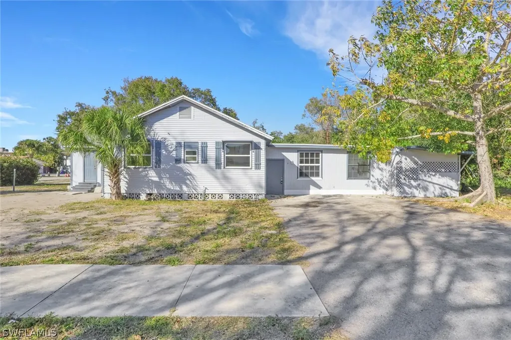 2933 Jackson Street Fort Myers FL 33901