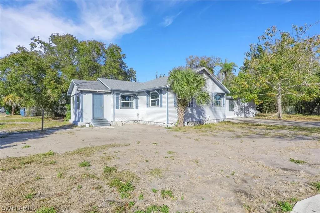2933 Jackson Street Fort Myers FL 33901