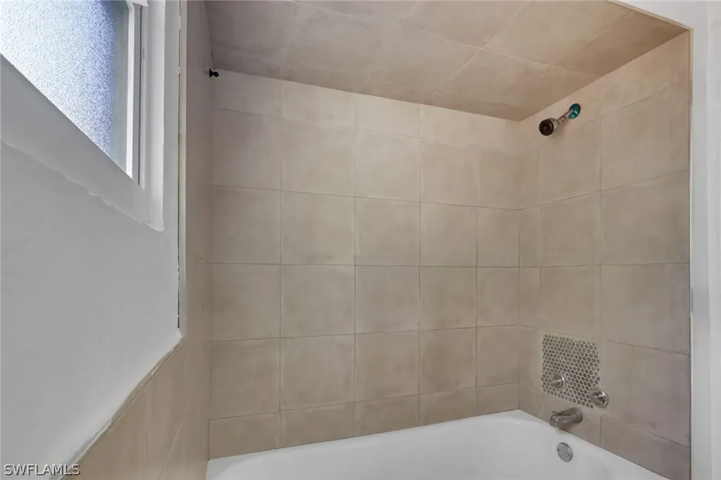 2933 Jackson Street Fort Myers FL 33901