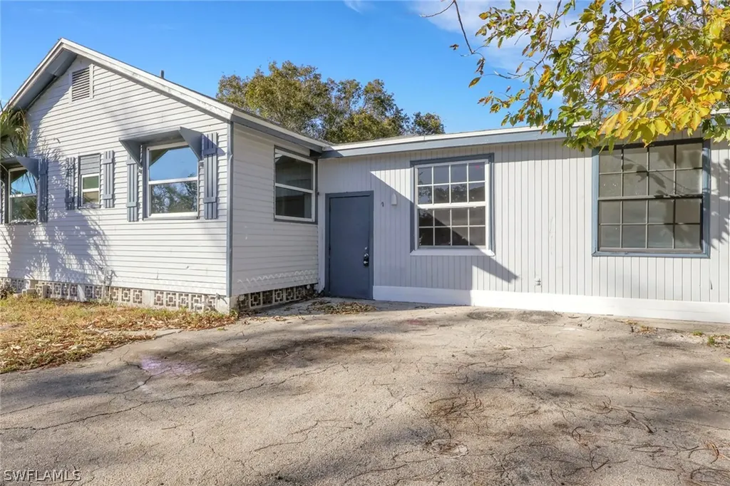 2933 Jackson Street Fort Myers FL 33901