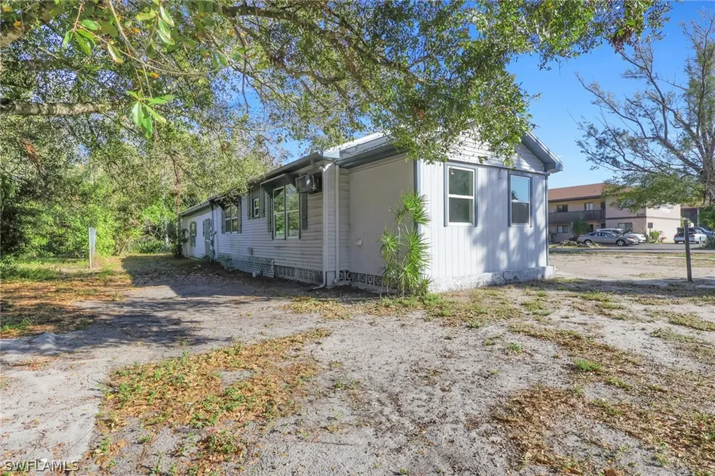 2933 Jackson Street Fort Myers FL 33901