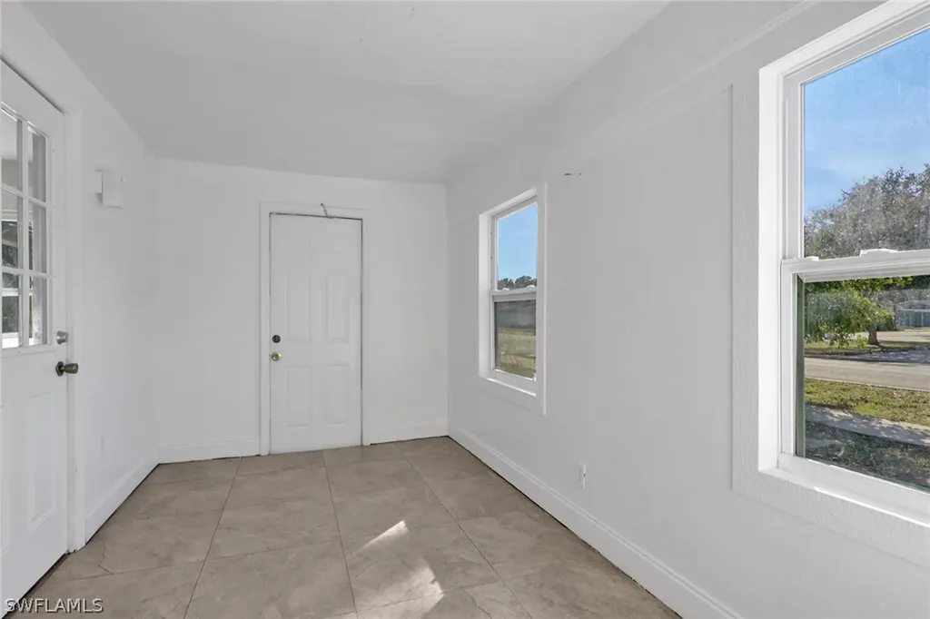 2933 Jackson Street Fort Myers FL 33901