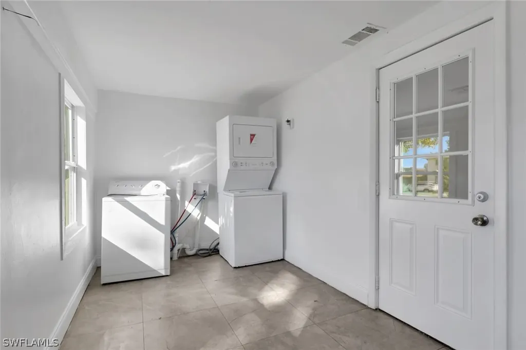 2933 Jackson Street Fort Myers FL 33901