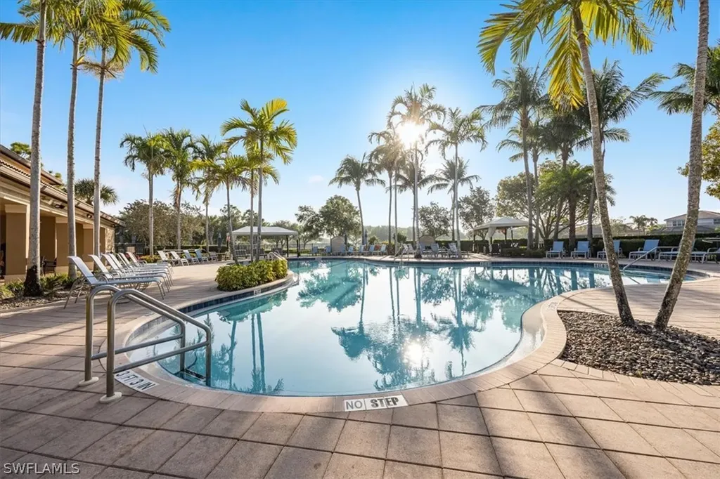 6553 Monterey Point Naples FL 34105