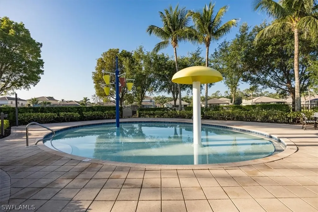 6553 Monterey Point Naples FL 34105