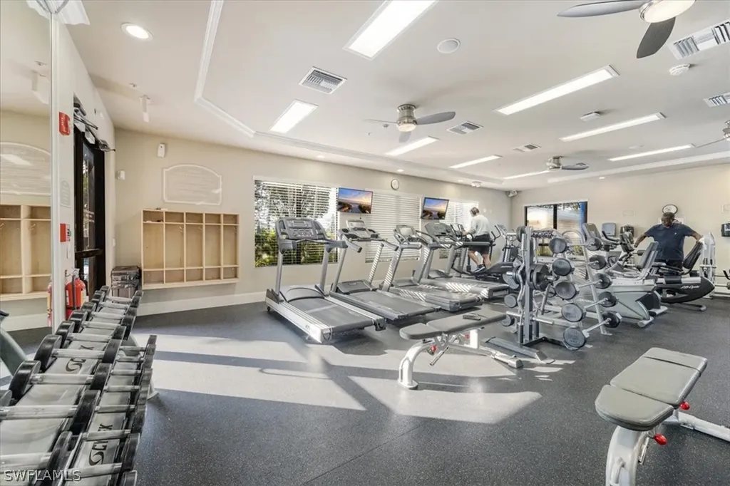 6553 Monterey Point Naples FL 34105