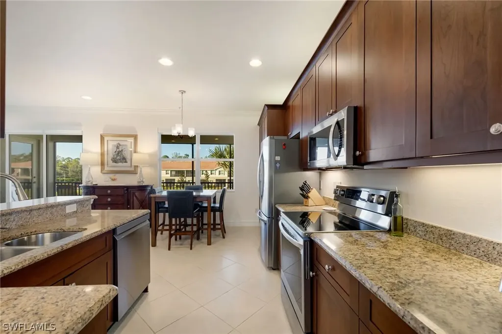 6553 Monterey Point Naples FL 34105