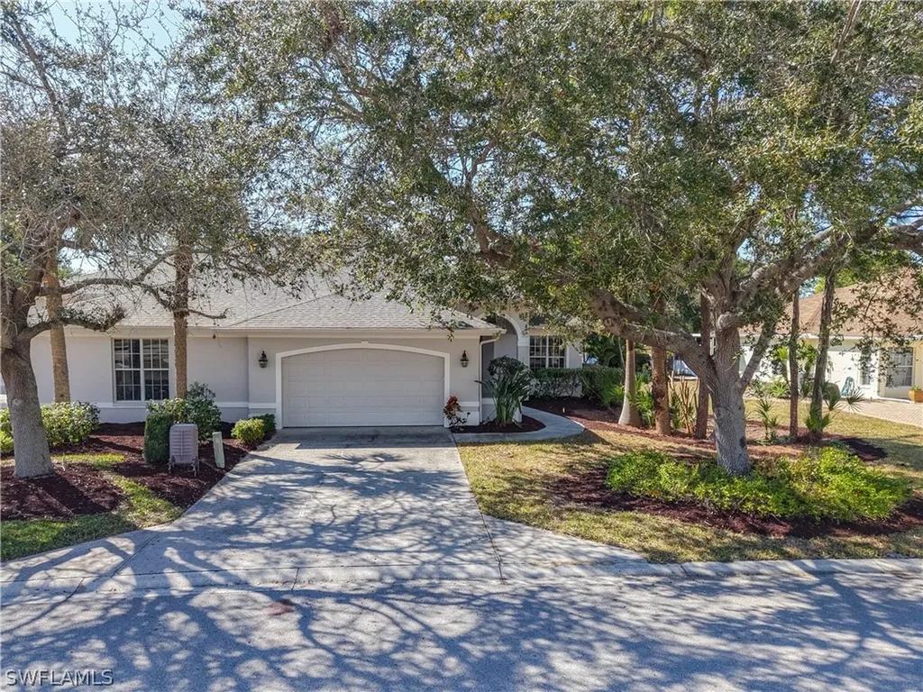 1195 Imperial Drive Naples FL 34110