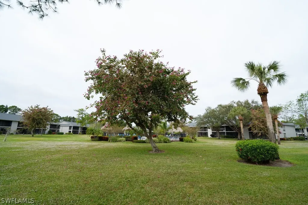 1200 Commonwealth Circle Naples FL 34116
