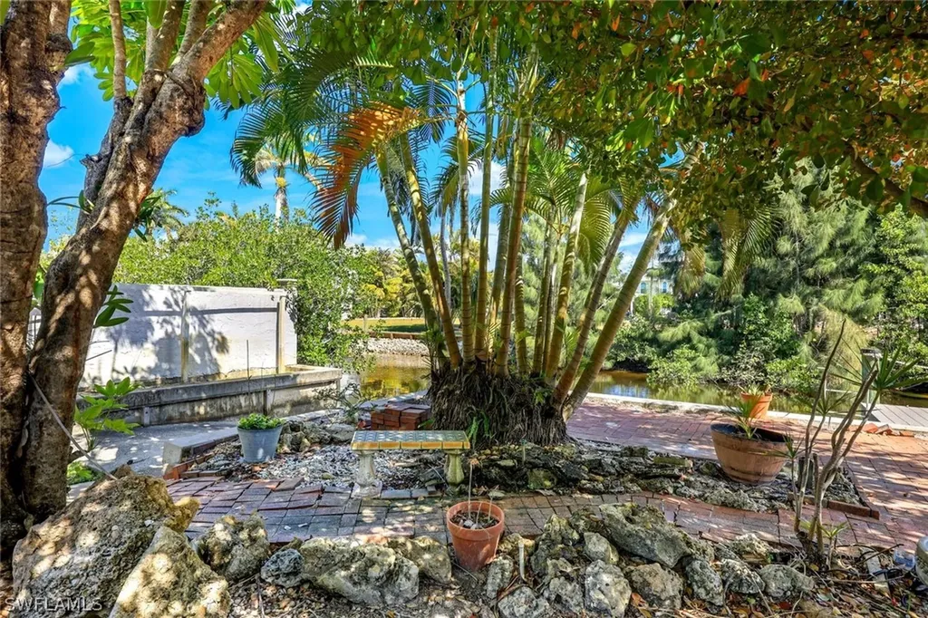 27234 Jolly Roger Lane Bonita Springs FL 34135