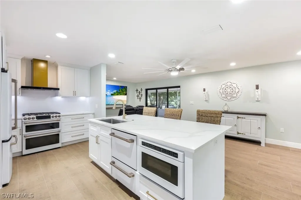 27234 Jolly Roger Lane Bonita Springs FL 34135