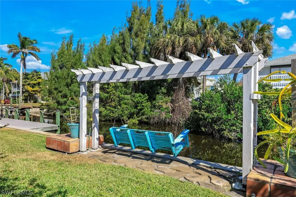 27234 Jolly Roger Lane Bonita Springs FL 34135