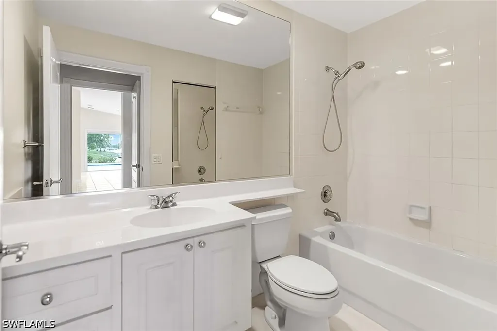 3360 Cayman Lane Naples FL 34119