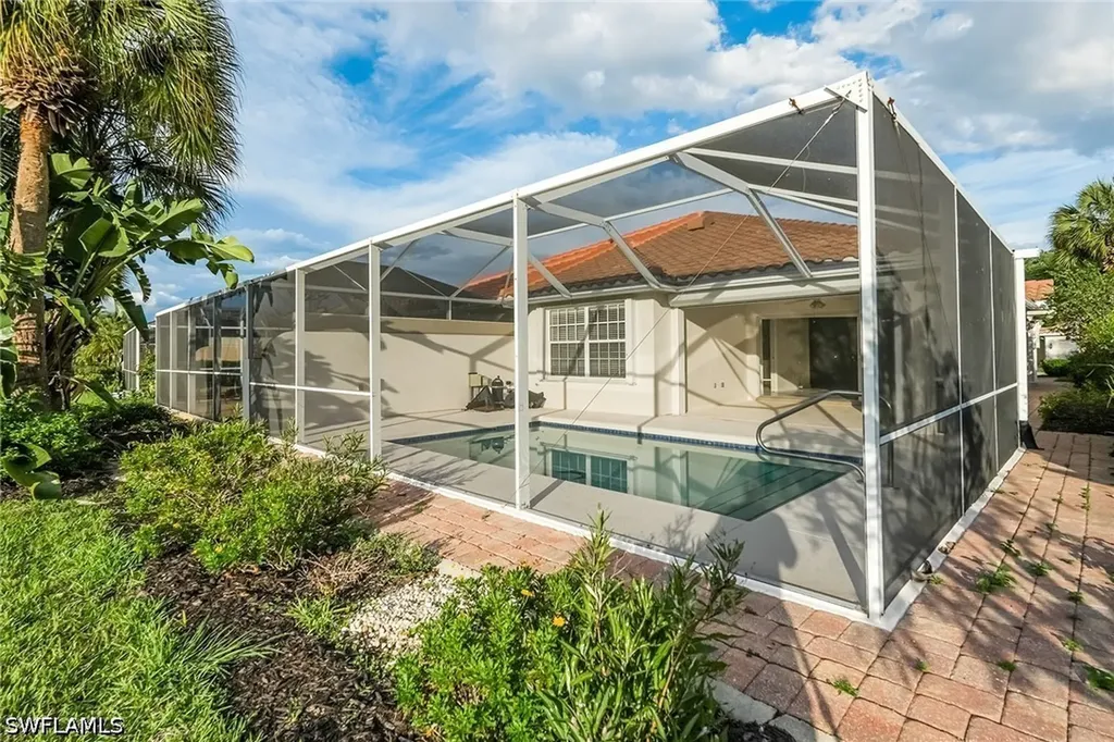 3360 Cayman Lane Naples FL 34119