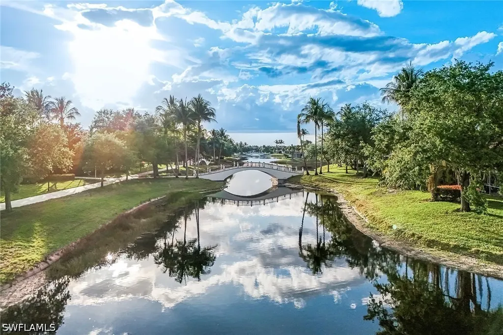 3360 Cayman Lane Naples FL 34119