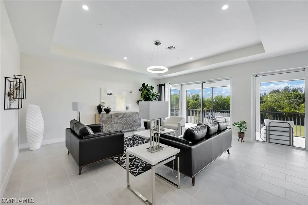 316 Indies Drive W Naples FL 34114