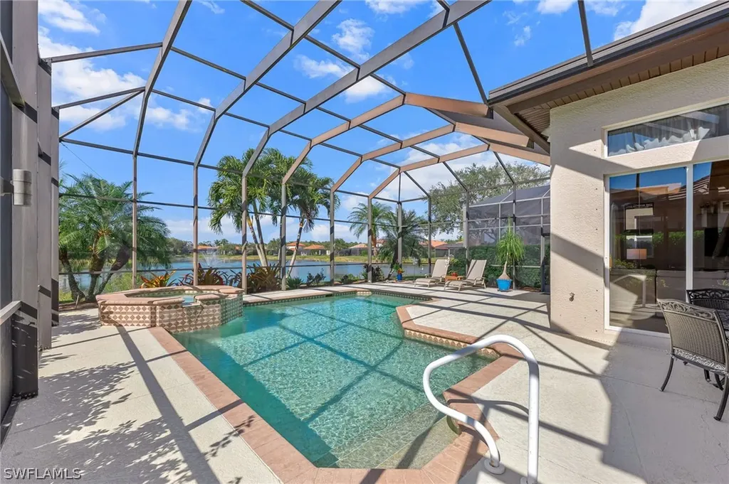 7875 Valencia Court Naples FL 34113