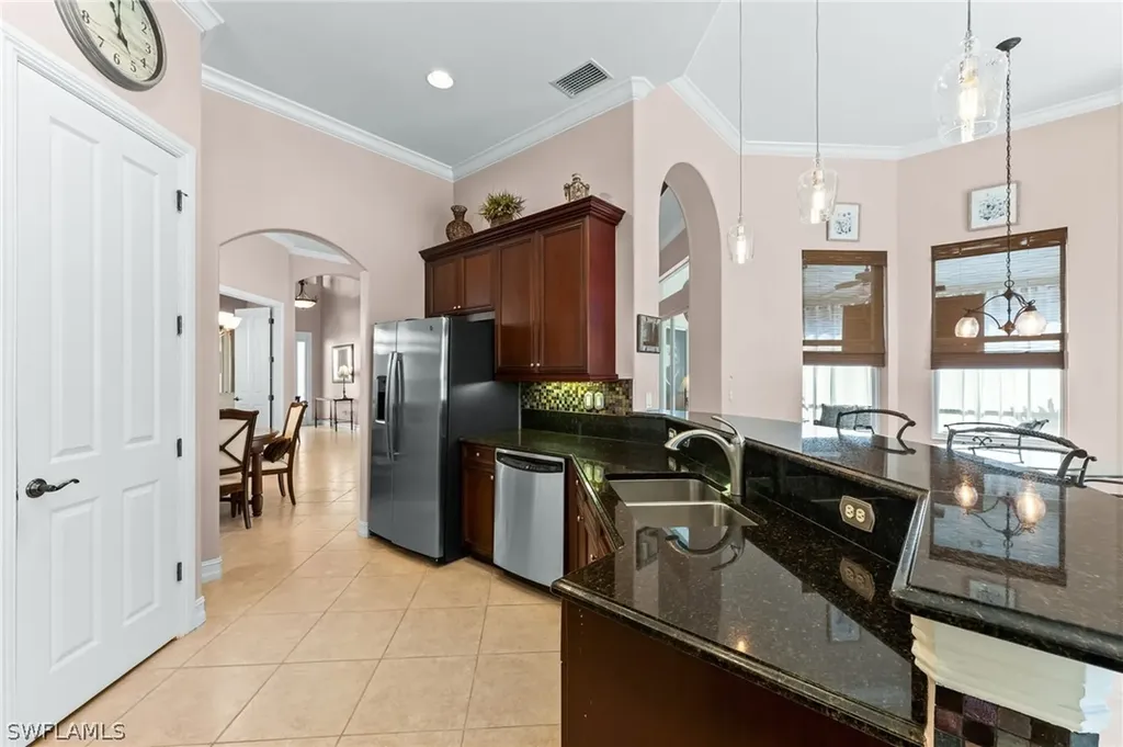 7875 Valencia Court Naples FL 34113