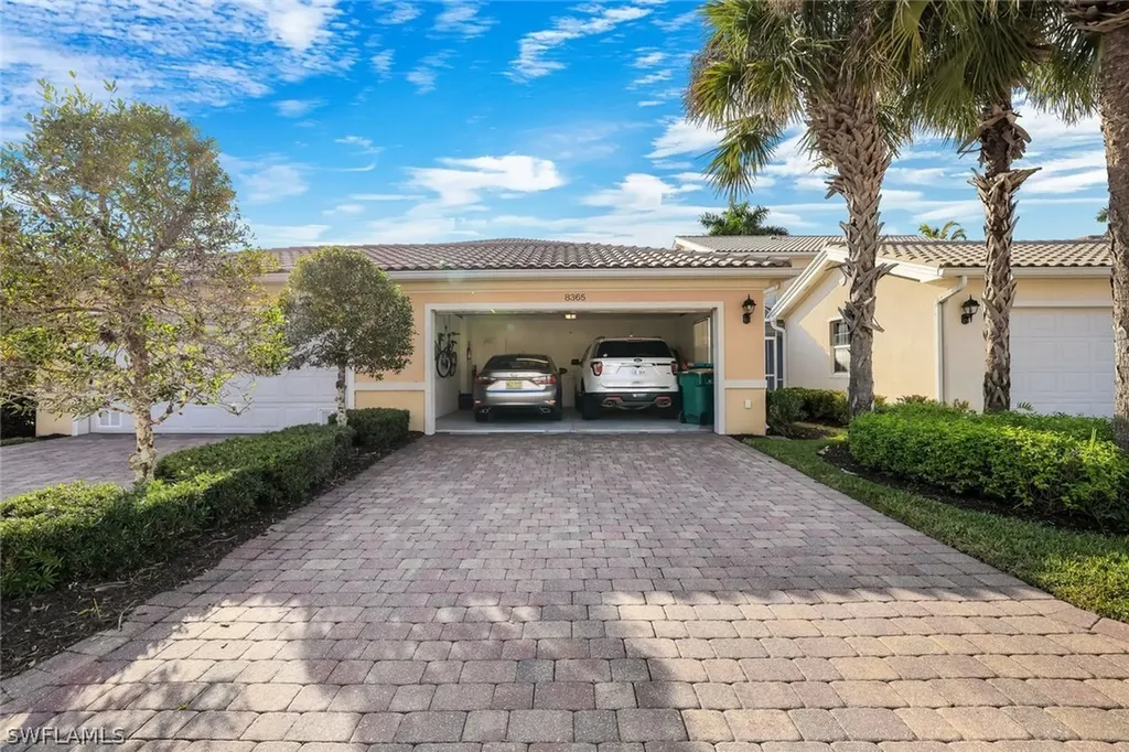 8365 Rimini Way Naples FL 34114