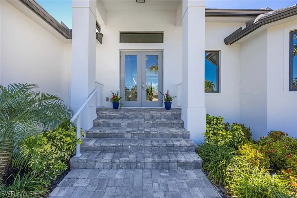 740 Seagrape Drive Marco Island FL 34145