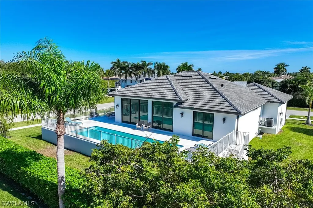 740 Seagrape Drive Marco Island FL 34145