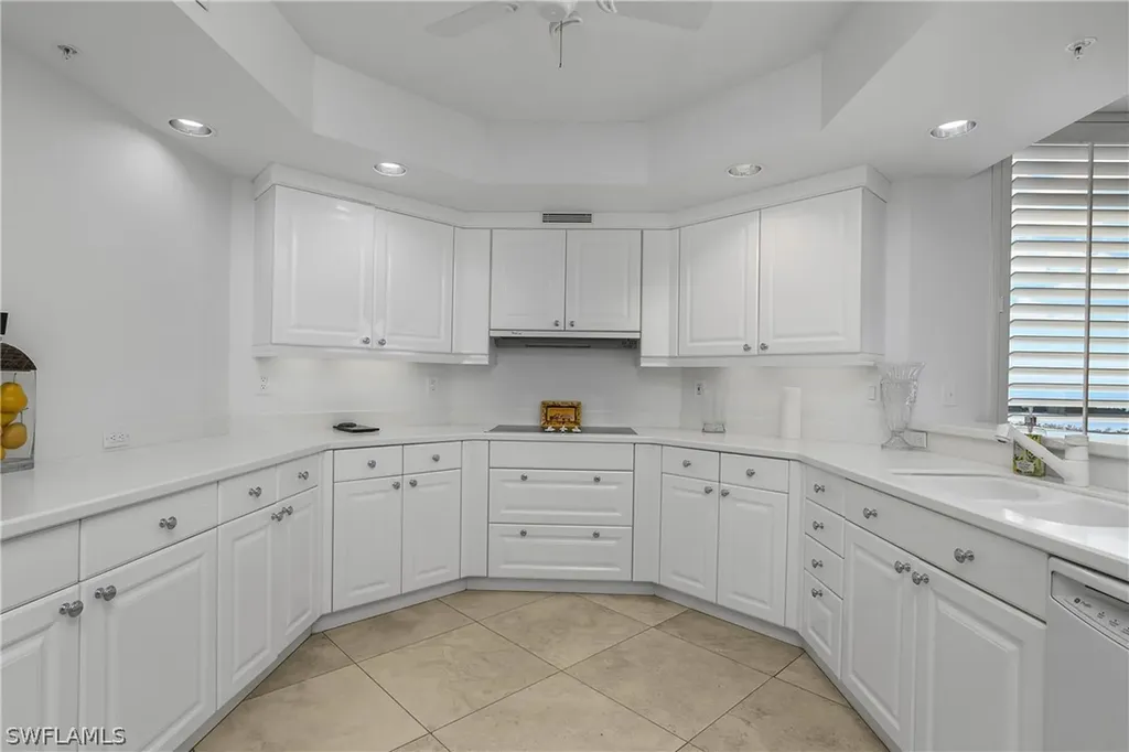 7225 Pelican Bay Boulevard Naples FL 34108