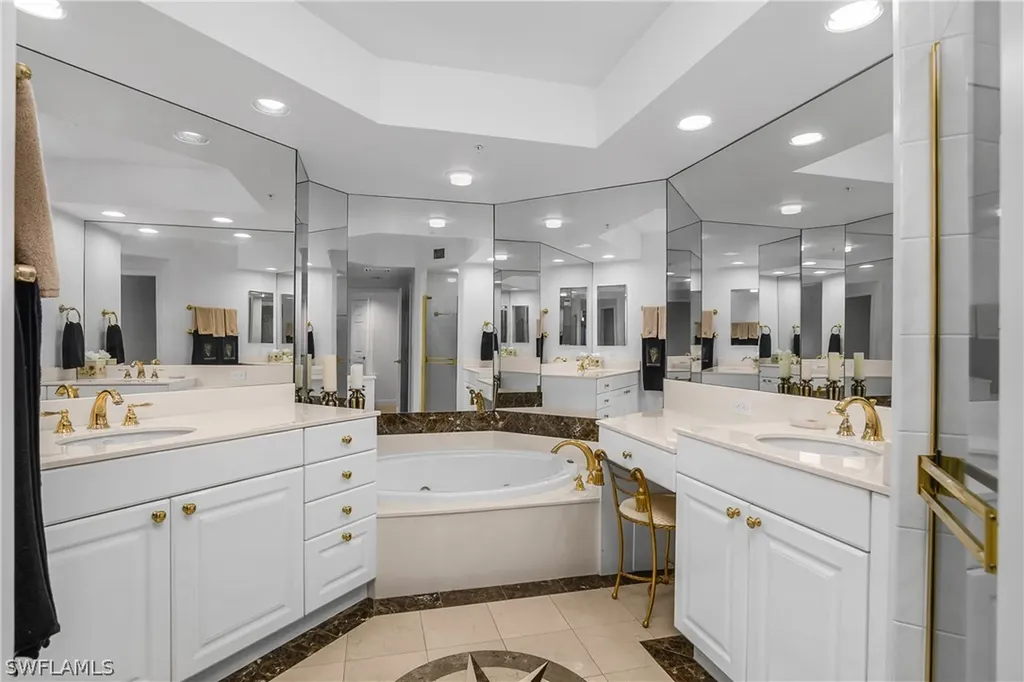 7225 Pelican Bay Boulevard Naples FL 34108