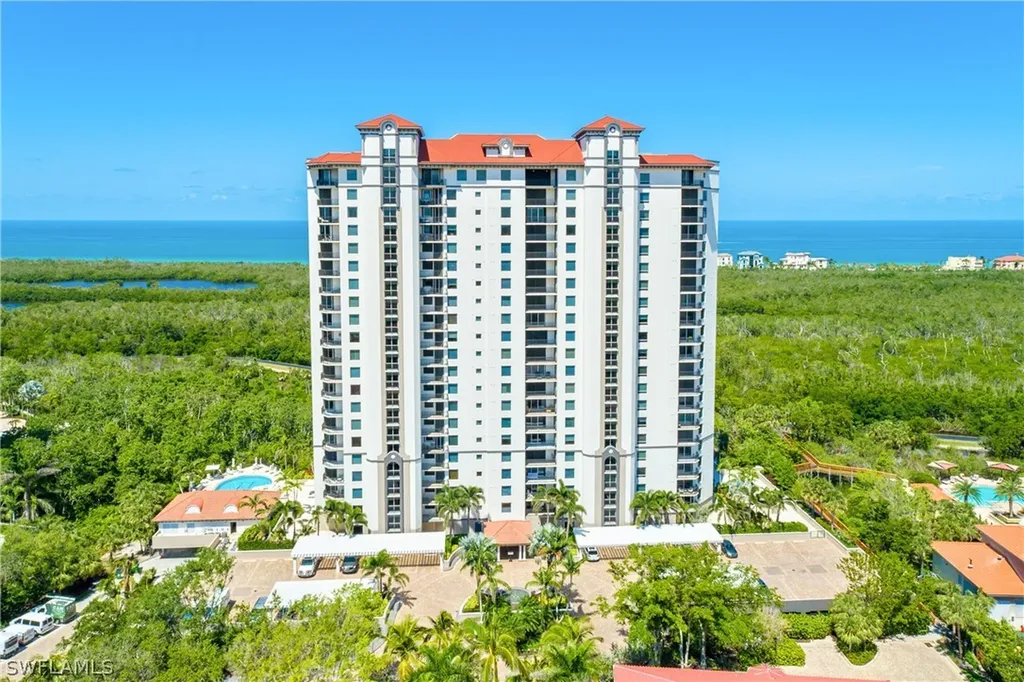 7225 Pelican Bay Boulevard Naples FL 34108