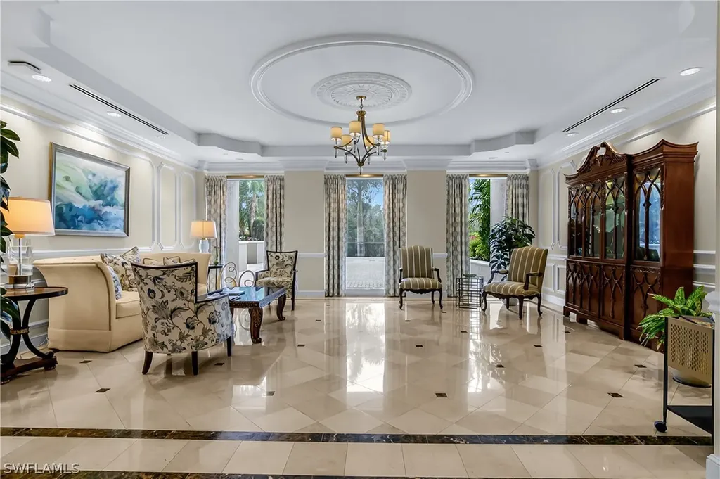 7225 Pelican Bay Boulevard Naples FL 34108