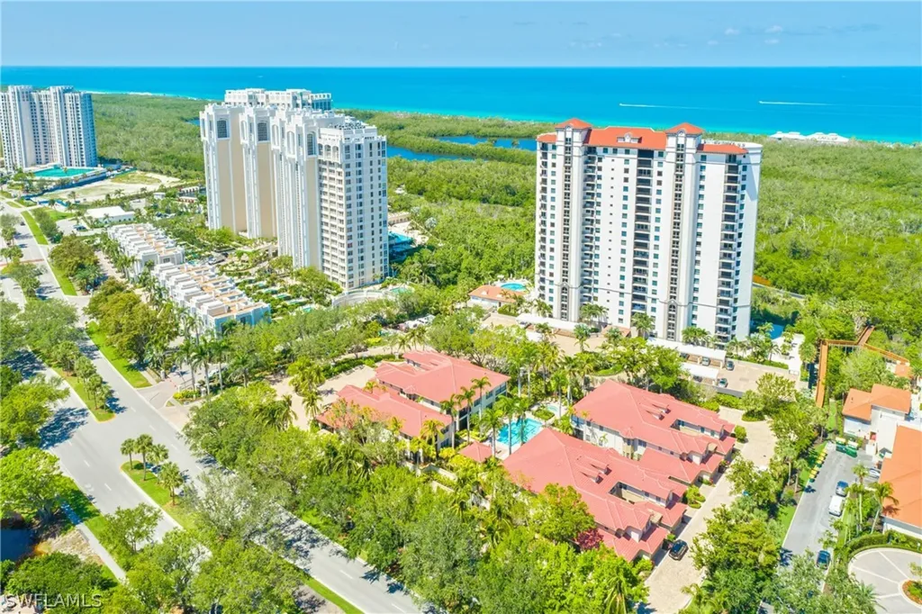 7225 Pelican Bay Boulevard Naples FL 34108