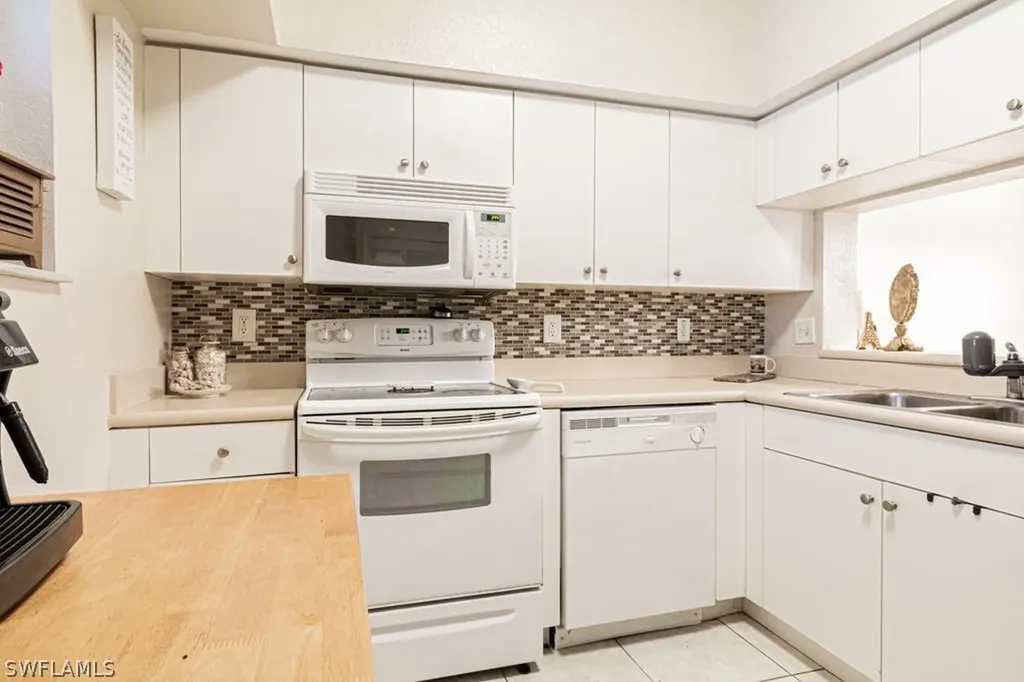 8416 Bernwood Cove Loop Fort Myers FL 33966