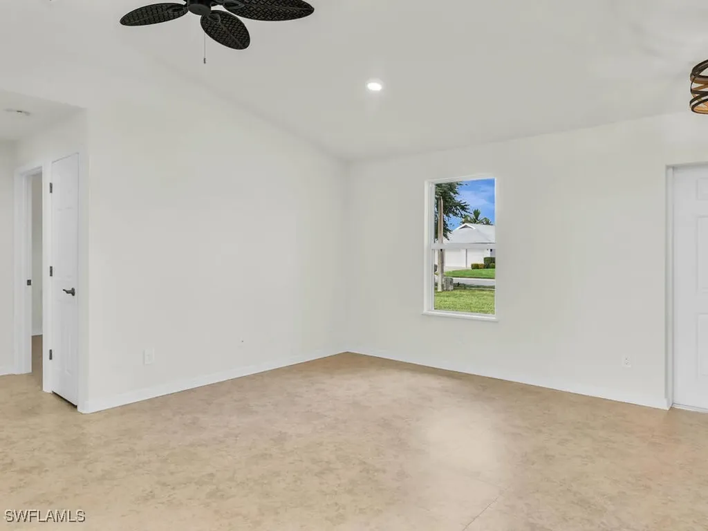 200 Cays Drive Naples FL 34114
