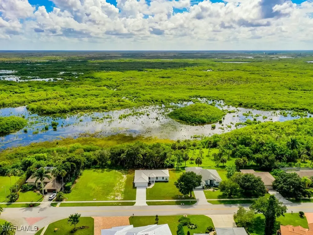 200 Cays Drive Naples FL 34114