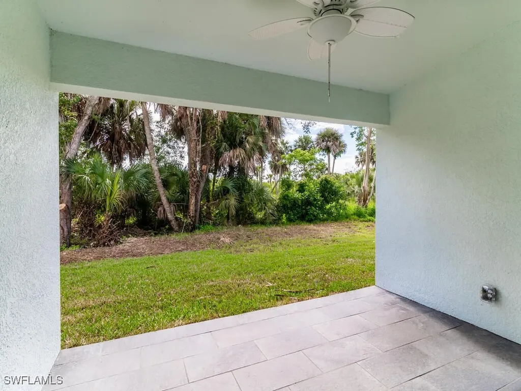 200 Cays Drive Naples FL 34114