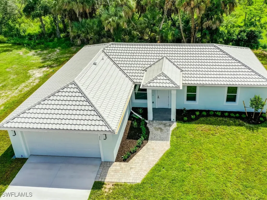 200 Cays Drive Naples FL 34114