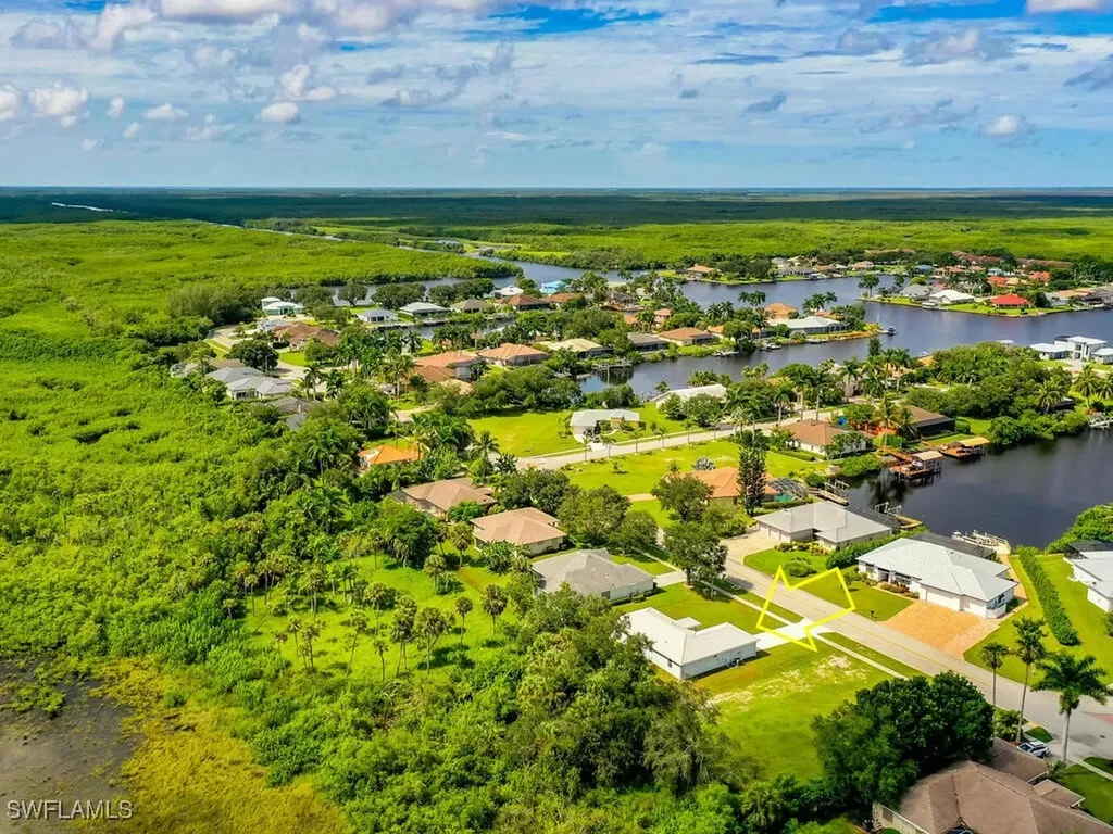 200 Cays Drive Naples FL 34114