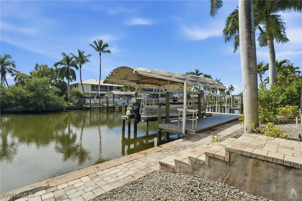 4833 Regal Drive Bonita Springs FL 34134