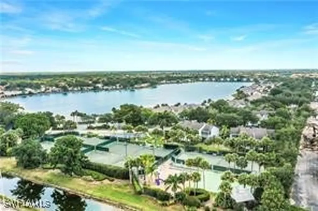 2781 Citrus Lake Drive Naples FL 34109