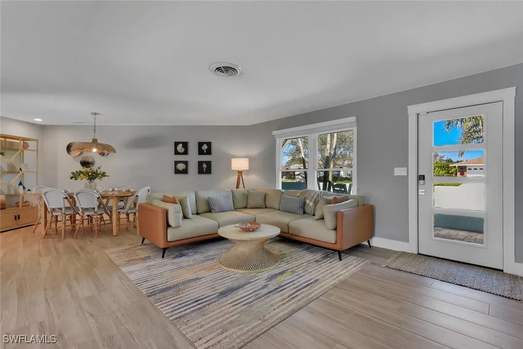 2328 Clipper Way Naples FL 34104