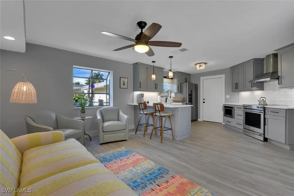 2328 Clipper Way Naples FL 34104