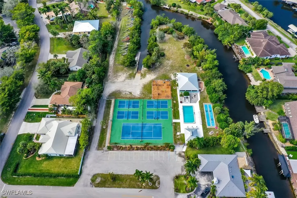 2328 Clipper Way Naples FL 34104