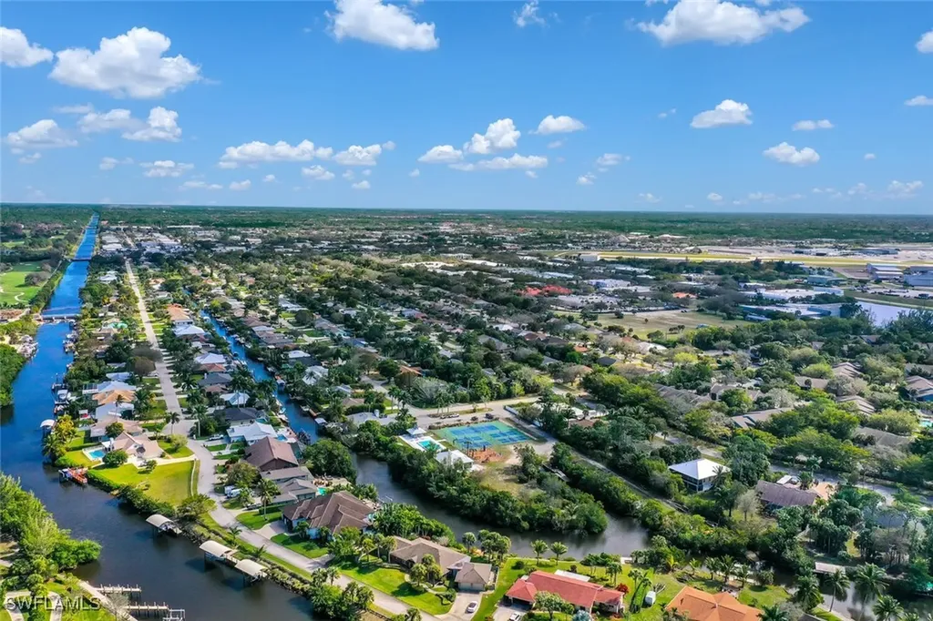 2328 Clipper Way Naples FL 34104