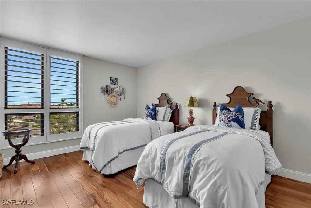 3115 Gulf Shore Boulevard N Naples FL 34103