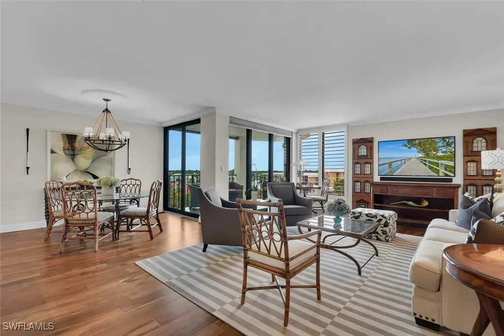 3115 Gulf Shore Boulevard N Naples FL 34103