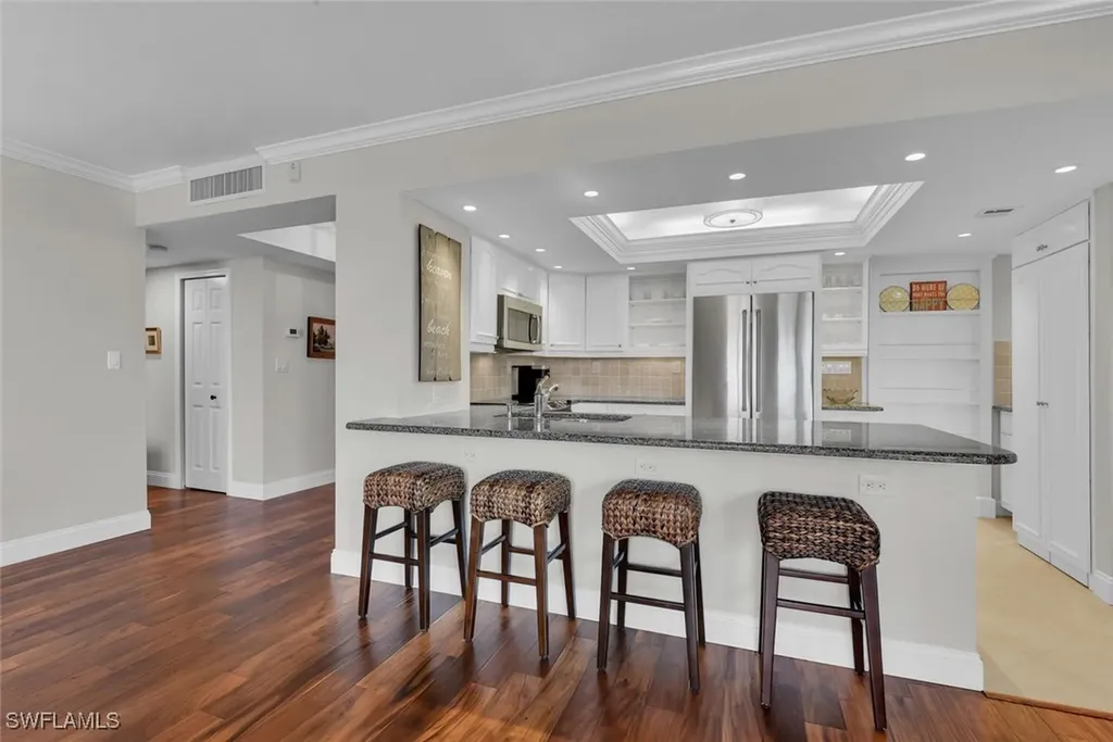 3115 Gulf Shore Boulevard N Naples FL 34103
